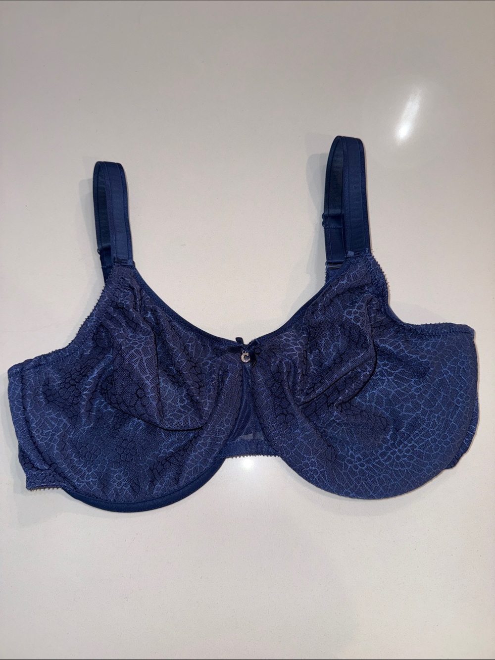 Chantelle Navy C Magnifique Seamless Minimizer Bra | Size 38DDD